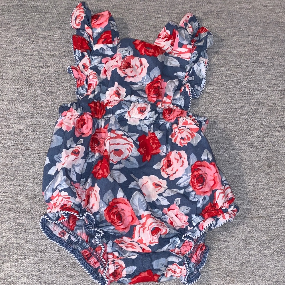 Baby Gap Floral Ruffle Baby Romper 6-12 months